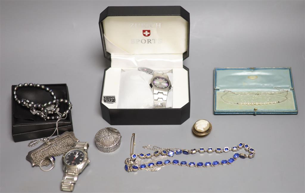 Minor silver & jewellery & 2 modern watches.